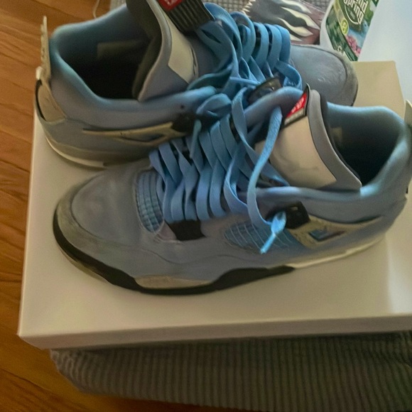 Jordan Other - AIR JORDAN UNC 4s